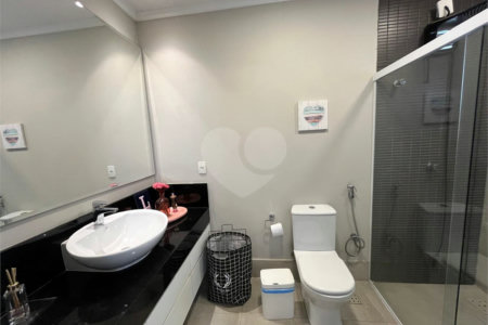 Casa à venda com 3 suítes em Jardim Shangri-lá, Itapetininga, SP