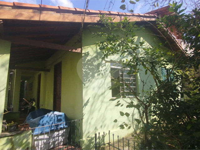 Casa à venda com 2 quartos em Horto, São Paulo, SP