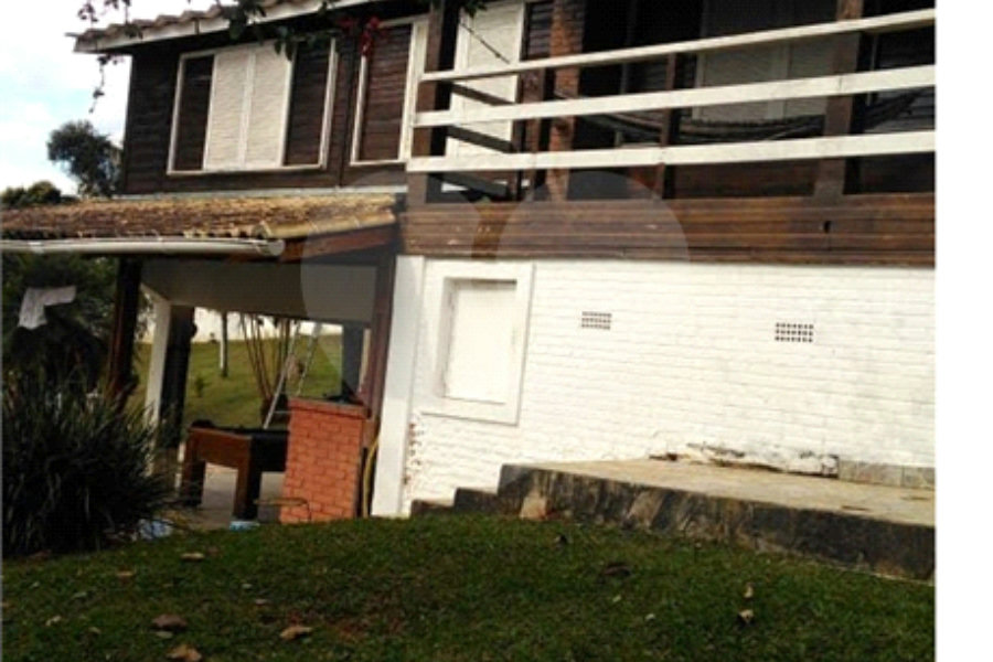 Chácara à venda com 4 quartos, sendo 2 suítes, em Invernada, Mairiporã, SP