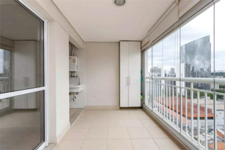 Apartamento à venda com 2 suítes em Vila Cordeiro, São Paulo, SP