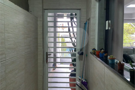 Sobrado à venda com 3 quartos, sendo 1 suíte,  em Vila Mazzei, São Paulo, SP
