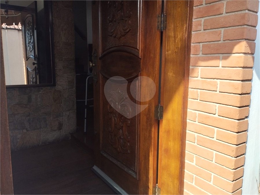 Sobrado à venda com 4 quartos, sendo 1 suíte, em Tremembé, São Paulo, SP