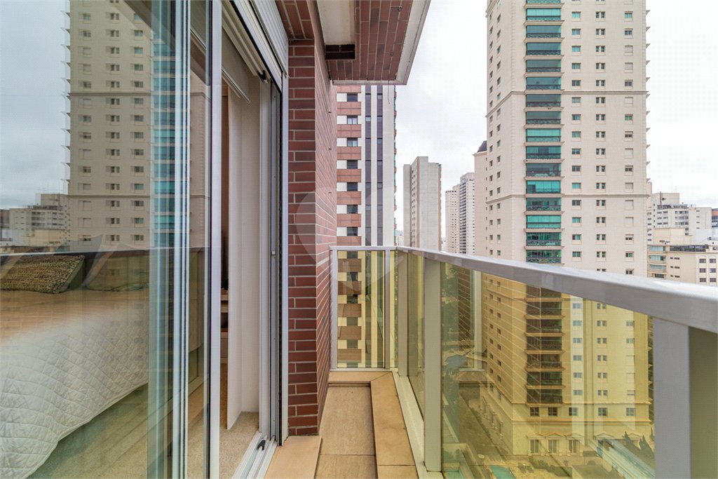 Apartamento à venda com 4 suítes em Campo Belo, São Paulo, SP