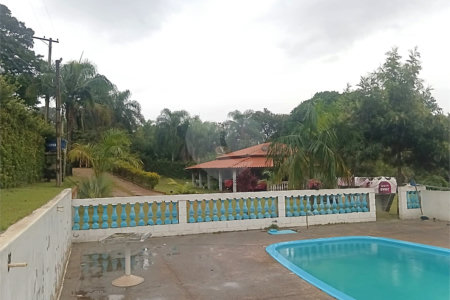 Chácara à venda com 3 suítes em Chácaras do Guacuri, Itupeva, SP