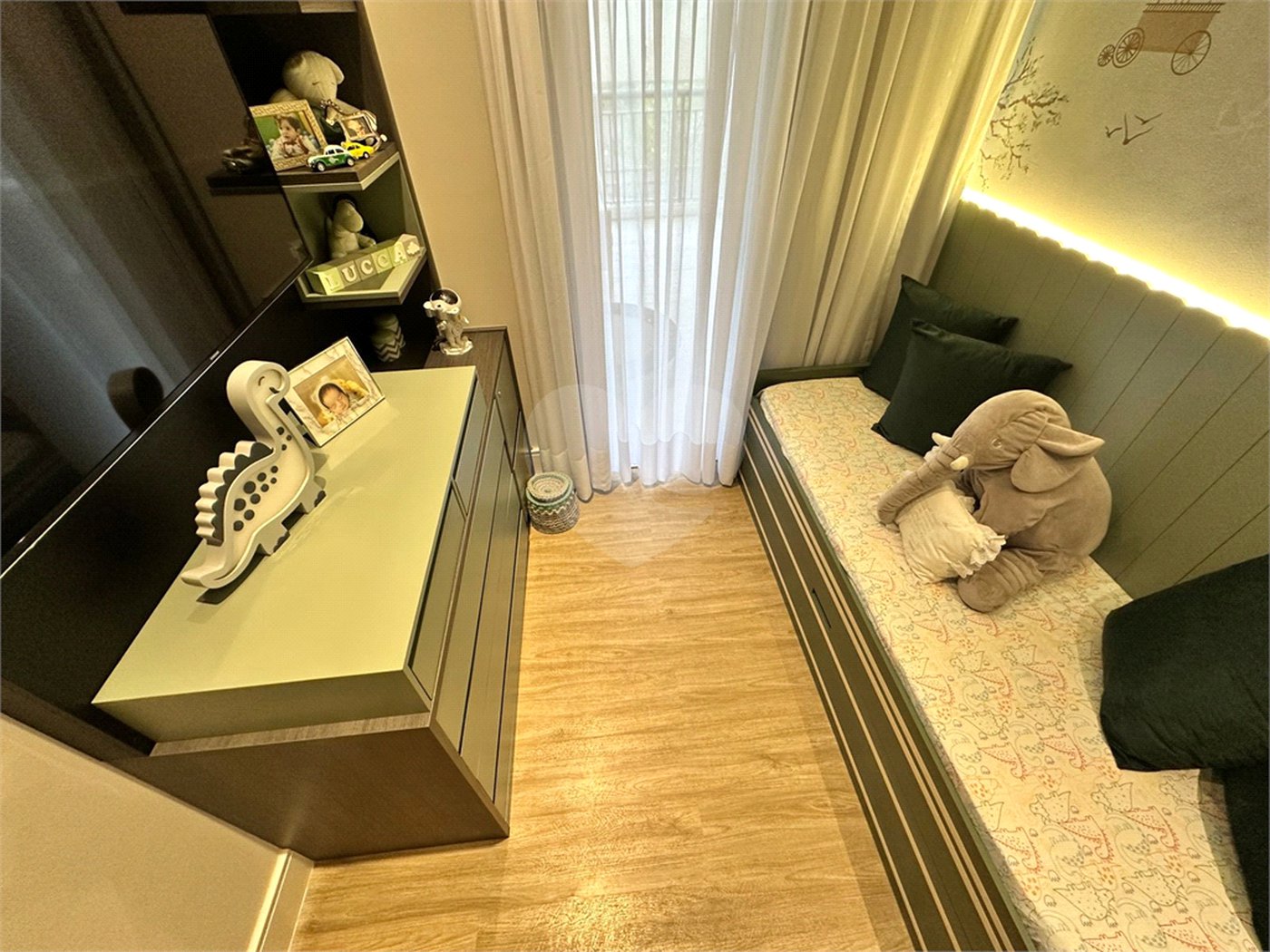 Apartamento à venda com 3 quartos, sendo 2 suítes, em Tremembé, São Paulo, SP