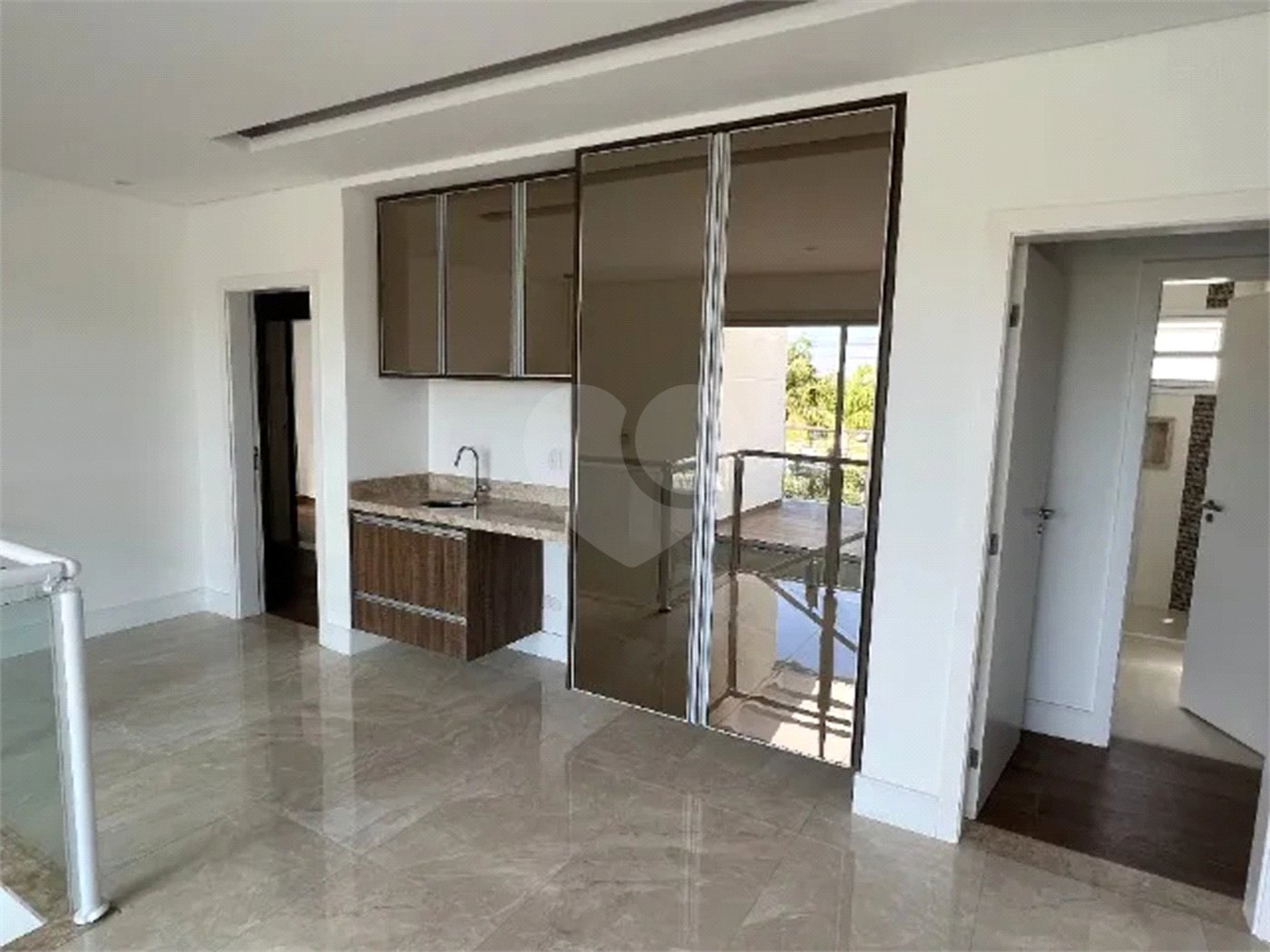 Casa à venda com 4 suítes no condomínio Jardim do Golfe 3, São José dos Campos - SP