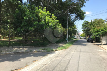 Terreno à venda em Lar São Paulo, São Paulo, SP