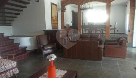 Casa à venda com 4 quartos, sendo 3 suítes,  em Jardim Itaperi, Atibaia, SP