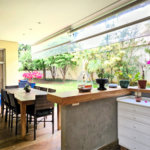 Casa à venda com 4 suítes no condomínio Ville Courchevel, São Paulo - SP