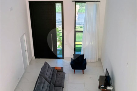 Casa à venda ou para alugar com 4 suítes no Centro, Jambeiro, SP