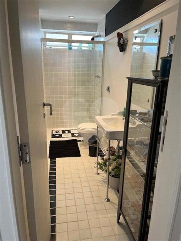 Apartamento à venda ou para alugar com 1 suíte em Jardim Europa, São Paulo, SP