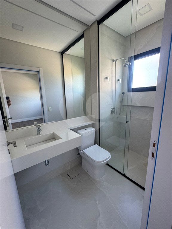 Casa à venda com 4 suítes no condomínio Villas do Golf, Itu - SP