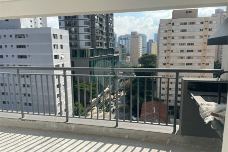 Apartamento à venda com 2 quartos, sendo 1 suíte, em Santo Amaro, São Paulo, SP