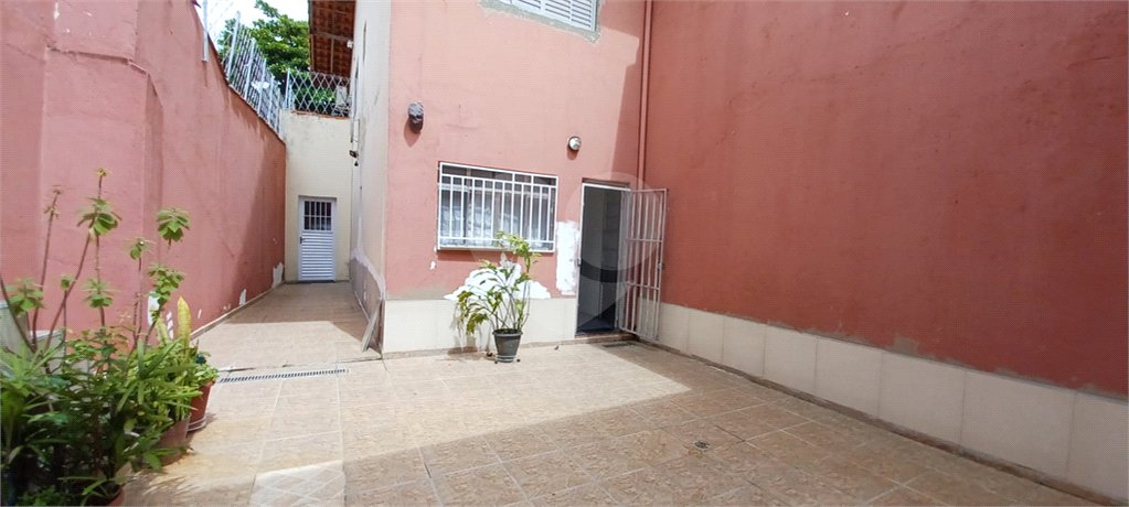 Sobrado à venda com 3 quartos, sendo 1 suíte, em Tremembé, São Paulo, SP