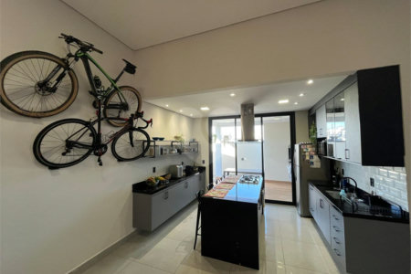 Casa à venda com 3 quartos, sendo 1 suíte, no condomínio Vila Paraty, Indaiatuba - SP