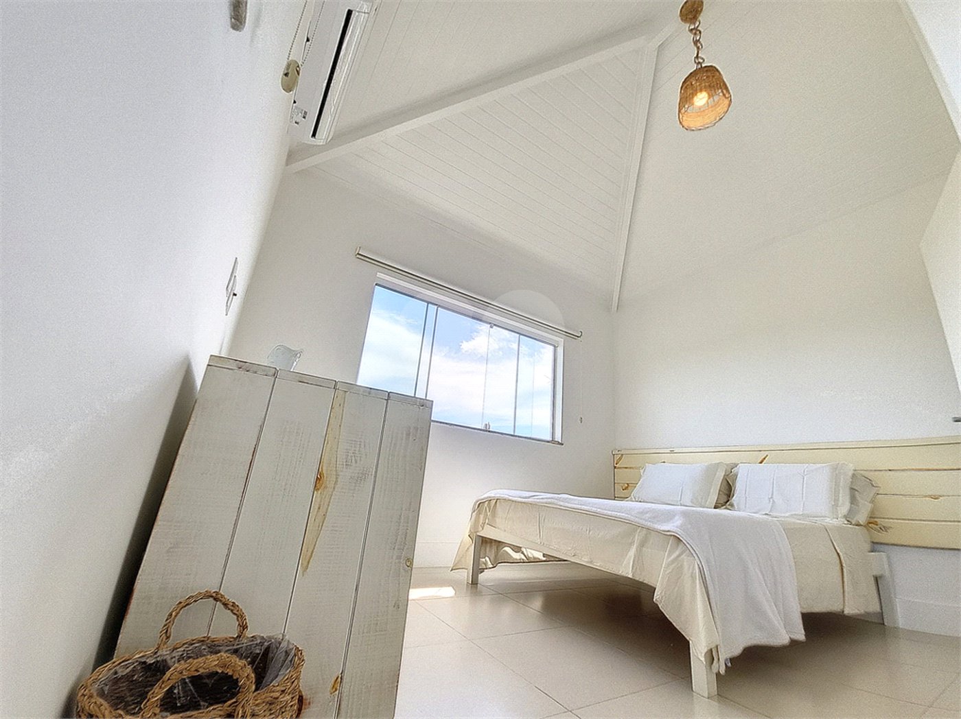 Casa à venda com 4 suítes em Praia Rasa, Armação dos Búzios, RJ
