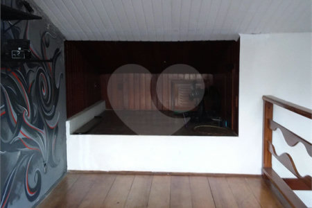 Sobrado à venda com 3 quartos em Moema, São Paulo, SP