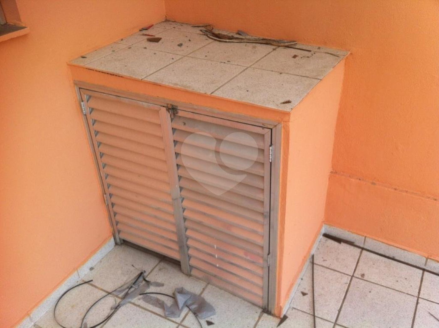 Sobrado à venda com 3 quartos, sendo 1 suíte, em Chora Menino, São Paulo, SP