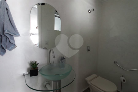 Casa à venda com 3 quartos, sendo 1 suíte, em Jardim Franca, São Paulo, SP