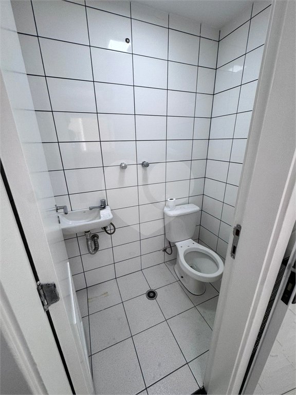 Apartamento para alugar com 3 quartos, sendo 1 suíte,  em Pinheiros, São Paulo, SP
