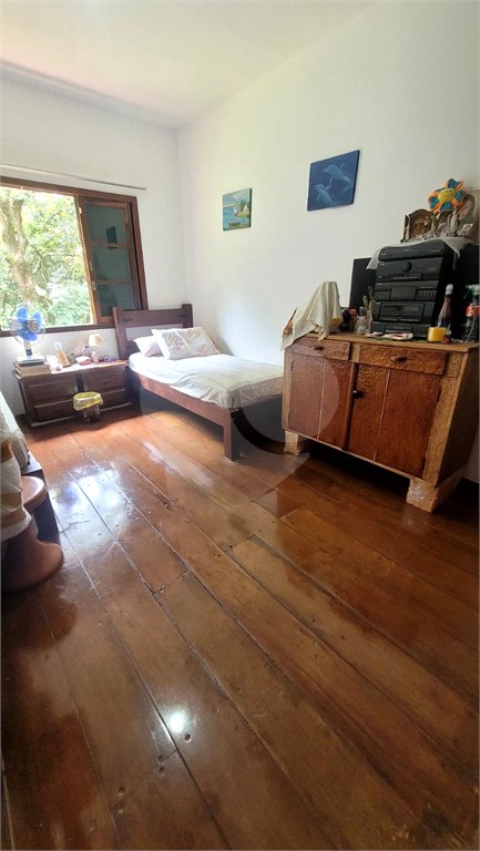 Casa Térrea à venda com 4 quartos, sendo 1 suíte, em Serra da Cantareira, Mairiporã, SP