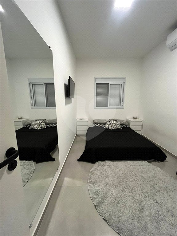 Casa à venda com 2 quartos no condomínio Villaggio Dei Fiori, Atibaia - SP