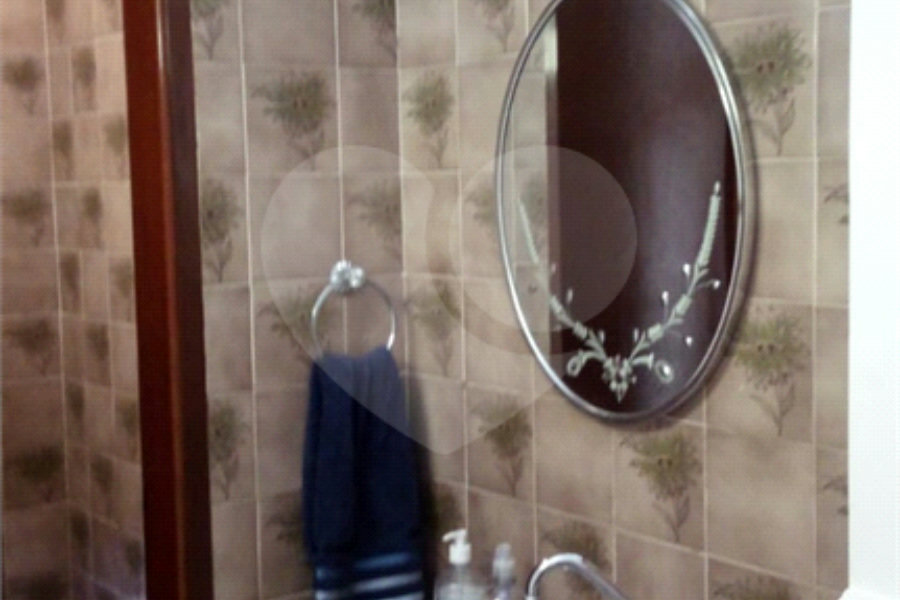 Casa à venda com 3 quartos, sendo 1 suíte, em Santana, São Paulo, SP