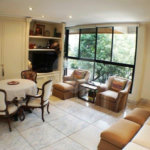 Apartamento à venda ou para alugar com 4 suítes em Moema, São Paulo, SP
