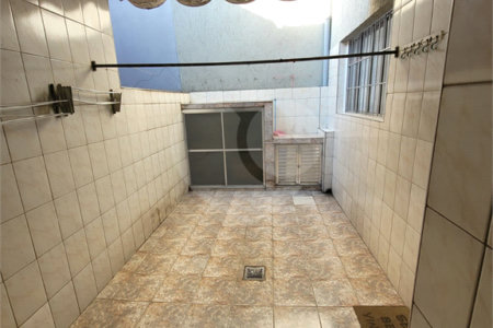 Casa à venda com 2 quartos no condomínio Casa Geminada, São Paulo - SP