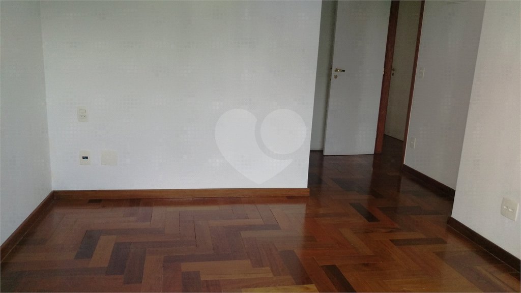 Apartamento à venda com 4 suítes em Vila Suzana, São Paulo, SP