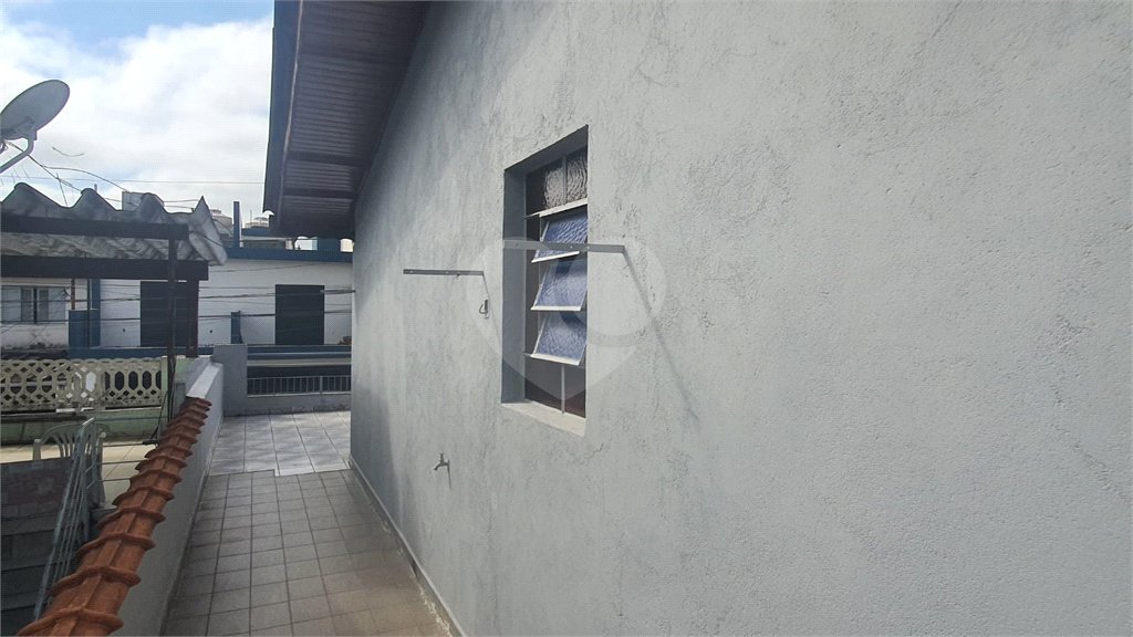 Sobrado à venda com 3 quartos em Vila Nilo, São Paulo, SP