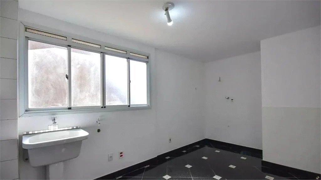Cobertura à venda com 3 quartos, sendo 2 suítes, em Paraíso do Morumbi, São Paulo, SP