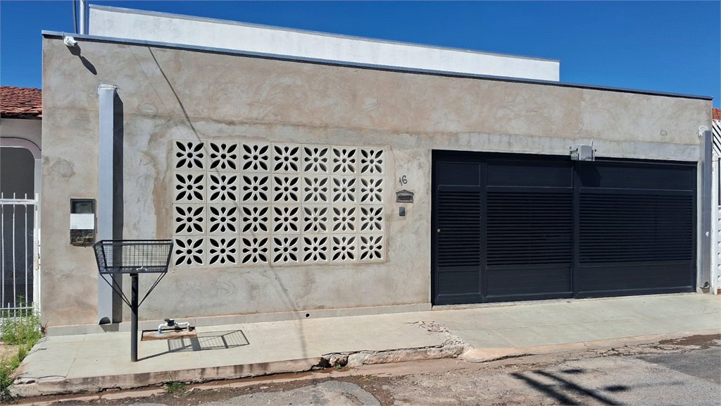 Casa à venda com 3 suítes em Coophamil, Cuiabá, MT