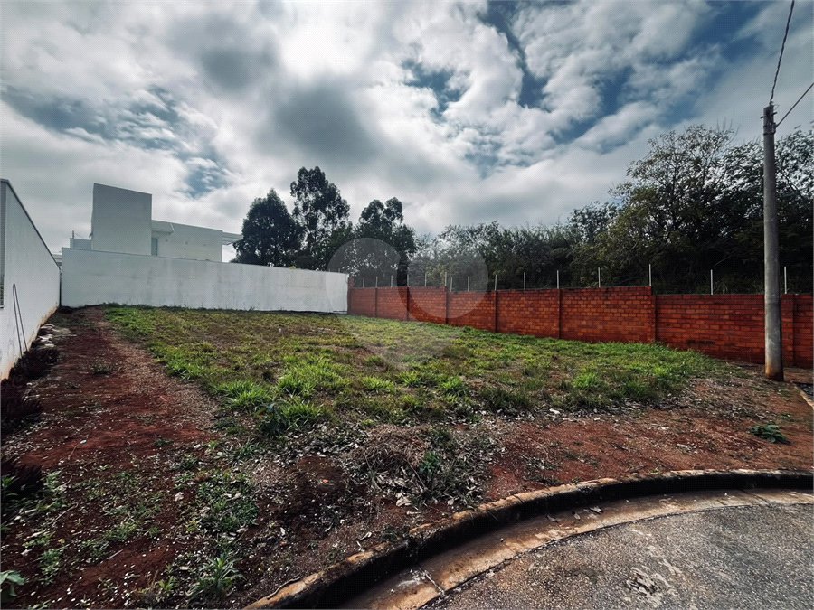 Terreno à venda no condomínio Residencial Golden Ville, Itapetininga - SP