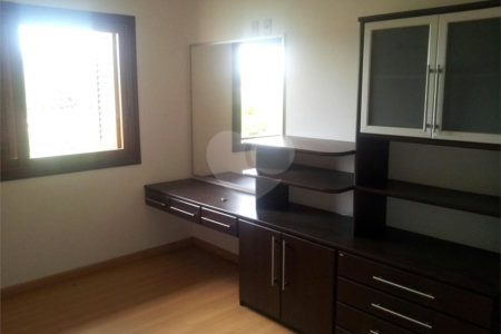 Casa à venda com 3 quartos, sendo 1 suíte, no condomínio Vinhas da Vista Alegre - Lado Café, Vinhedo - SP