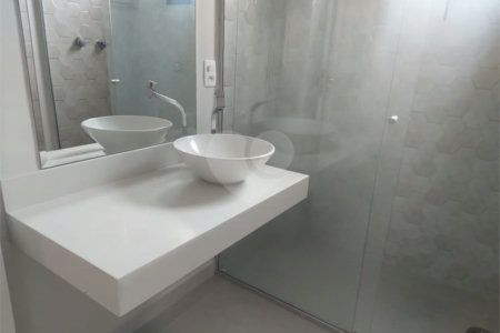 APARTAMENTO PARA LOCAÇÃO NA VILA LEOPOLDINA COM 03 DORM 1 SUITE E 02 VAGAS DE GARAGEM