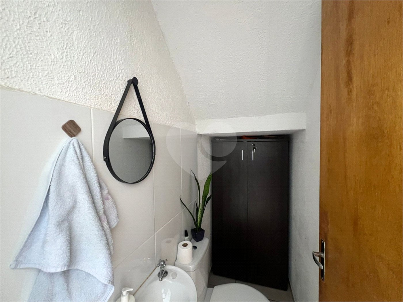 Casa à venda com 2 quartos, sendo 1 suíte, em Vila Barão, Sorocaba, SP