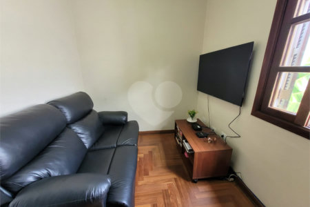 Sobrado à venda com 3 quartos, sendo 1 suíte, em Jardim Líbano, São Paulo, SP