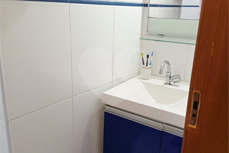 Casa à venda com 3 quartos, sendo 1 suíte, em Vila Roque, São Paulo, SP