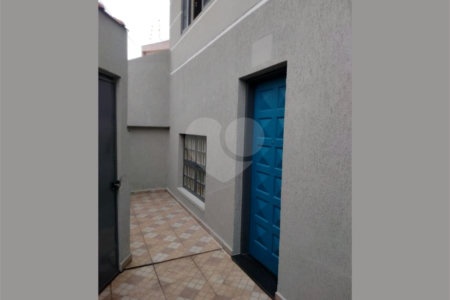 Sobrado à venda com 3 quartos, sendo 1 suíte,  no Centro, Mogi das Cruzes, SP