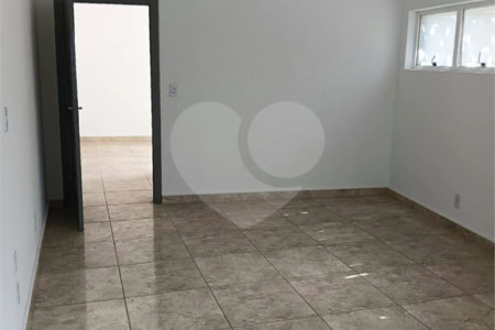 Sala à venda ou para alugar no Centro, São Roque, SP