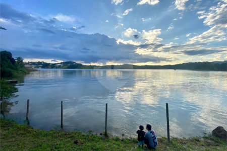 Terreno à venda no condomínio Portal do Igaratá, Igaratá - SP