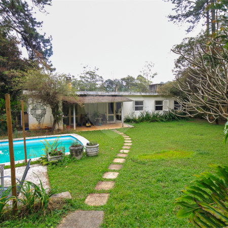 Casa à venda com 4 quartos, sendo 2 suítes, em Jardim Marajoara, São Paulo, SP