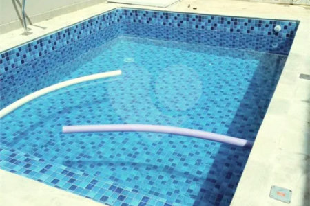 Sua nova casa com piscina e área gourmet te espera! no Golden Park em Hortolandia