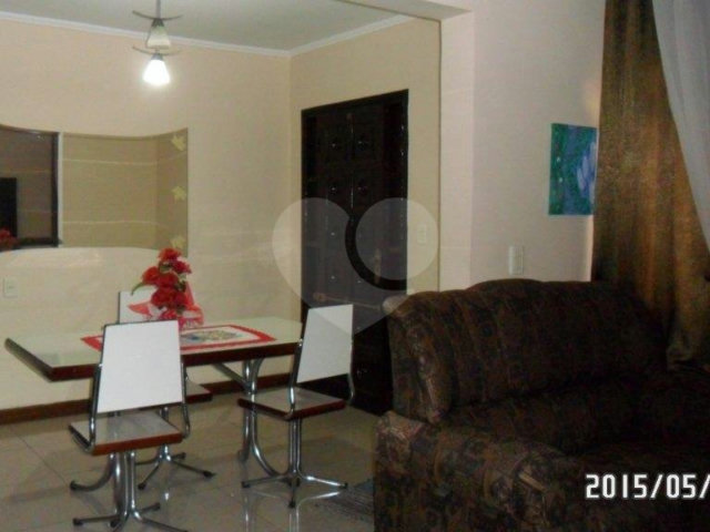 Sobrado à venda com 3 quartos em Jardim Brasil (zona Norte), São Paulo, SP