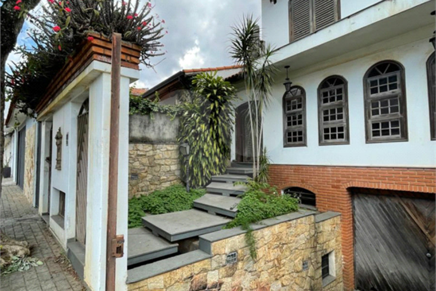 Sobrado à venda com 3 quartos, sendo 2 suítes, em Vila Rosalia, Guarulhos, SP