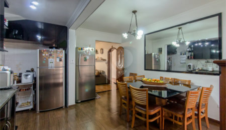 Casa de Vila à venda com 4 quartos, sendo 2 suítes, em Chácara Santo Antônio (zona Sul), São Paulo, SP