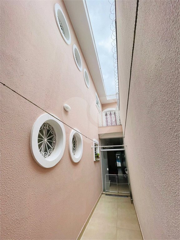 Casa à venda com 4 quartos, sendo 1 suíte,  em Jardim Stella, Santo André, SP