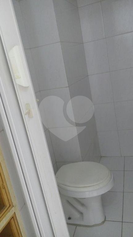 Apartamento à venda com 3 quartos, sendo 1 suíte,  em Campo Belo, São Paulo, SP