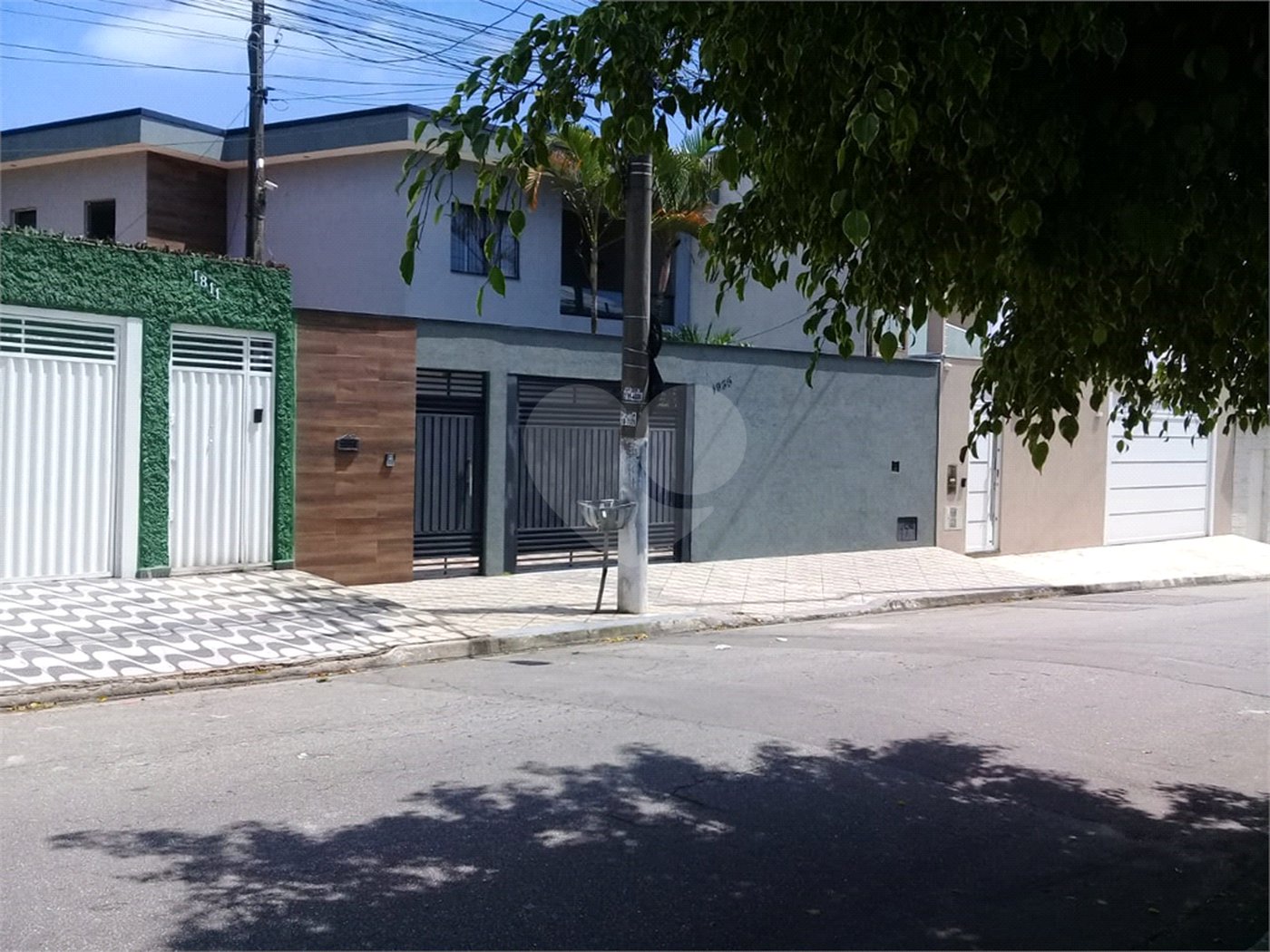 Sobrado à venda com 2 quartos, sendo 1 suíte, em Cidade Boa Vista, Suzano, SP